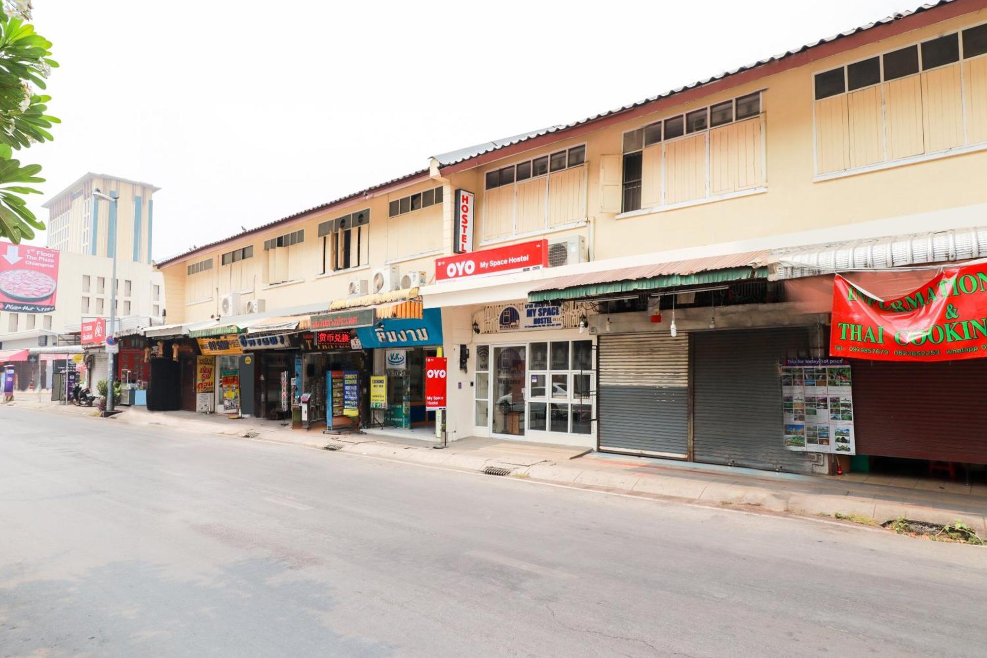 My Space Hostel Chiang Mai Exterior photo